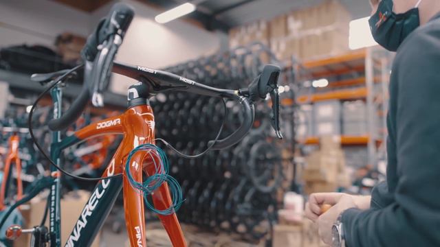 DREAM BUILD ROAD BIKE - Pinarello Dogma F Team Ineos - Tom Pidcock