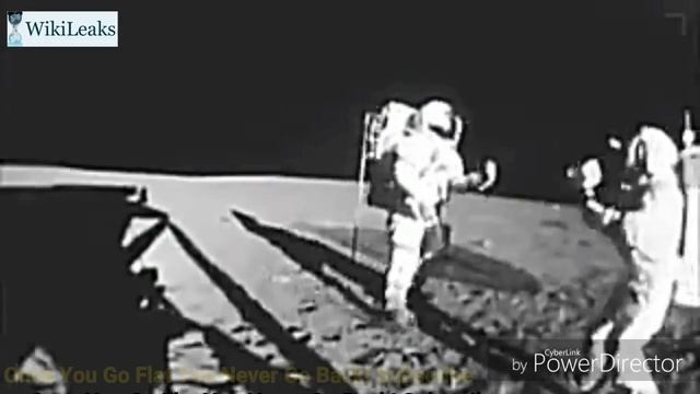 АССАНЖ ОТВЕТИЛ НА АРЕСТ, РАСКРЫВ ФЭЙК "АМЕРИКАНСКОГО ПОКОРЕНИЯ ЛУНЫ" ВИДЕО-ДОКАМИ... смотреть онлайн