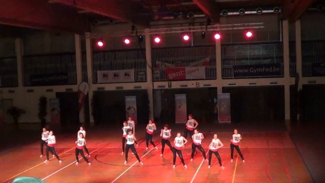 Groovy B Company - Who's gonna run this town? - Rap en Vrank Evergem - Dancemania Mariakerke смотреть онлайн