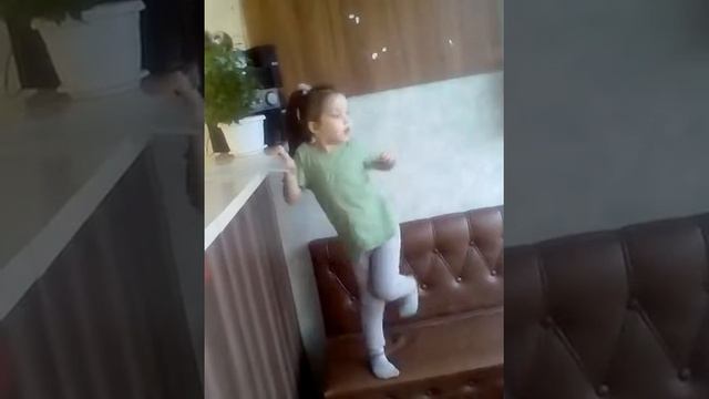 c8f7fa8d de37 41ae 83a2 6d7b5ad0c5f9 смотреть онлайн