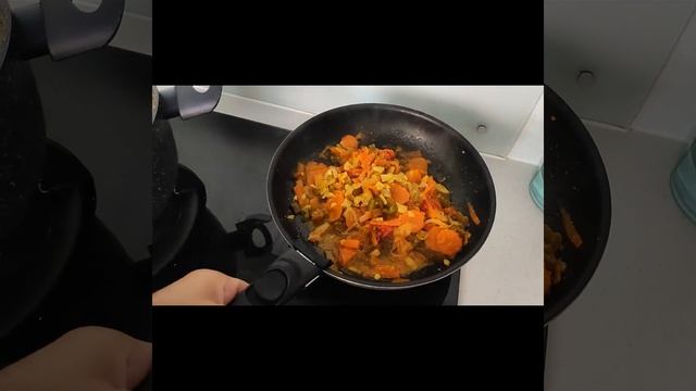 Куриный суп со спагетти. Soupe De Poulet Aux Spaghettis