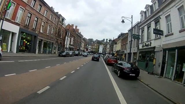 J'me gare sur la bande cyclable, j'ai ma carte "j'en ai pour 2 minutes" (spécial 300 abonnés) смотреть онлайн