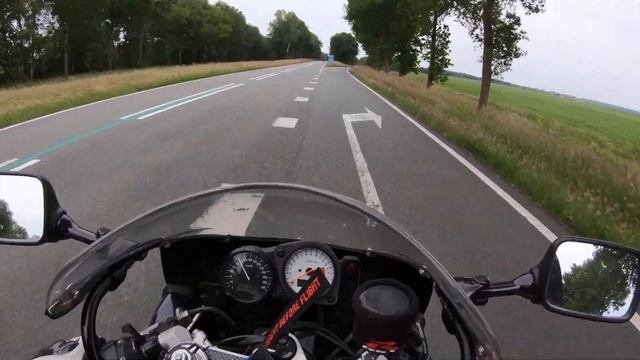 GSX-R 750 SRAD Top speed fail смотреть онлайн
