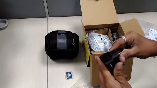 Nikon CoolPix B700 - Unboxing смотреть онлайн