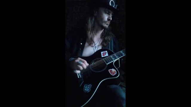 The same part on different guitars (Одна и та же партия на разных гитарах) смотреть онлайн