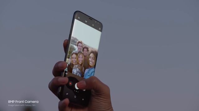 Распаковка SAMSUNG GALAXY S8 с АКУЛАМИ под ВОДОЙ! смотреть онлайн