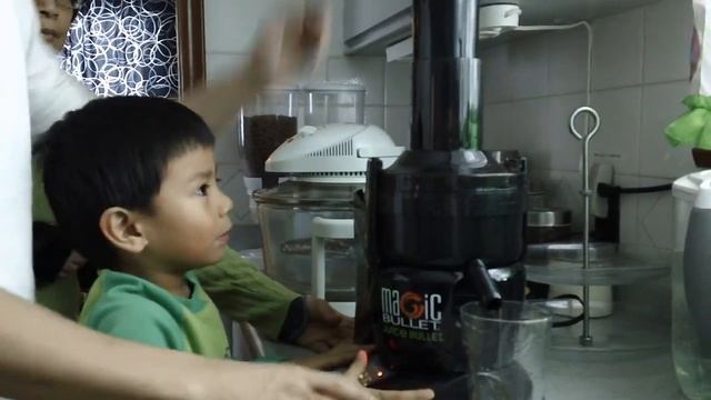 Magic Bullet - Juice Bullet смотреть онлайн