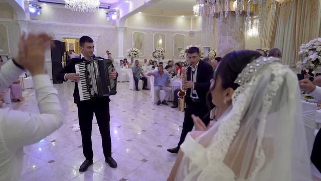 Крымскотатарский ансамбль "Къалабалыкъ" - Чардаш Монти (PRESTIGE 2021) смотреть онлайн