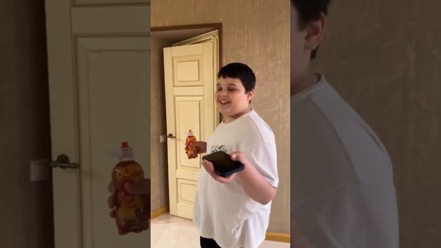 СЕГОДНЯ ГОТОВЛЮ ДЕТЕЙ 🤩 К ПОСЛЕДНЕМУ ЗВОНКУ 🥳 смотреть онлайн