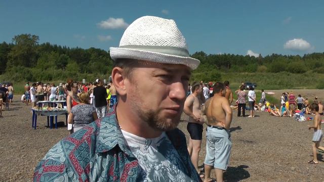 "Церковь Прославления". Крещение, 27.07.2013г смотреть онлайн