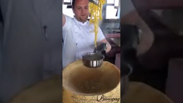 Паста собственного приготовления вымешанная в голове пармезана смотреть онлайн