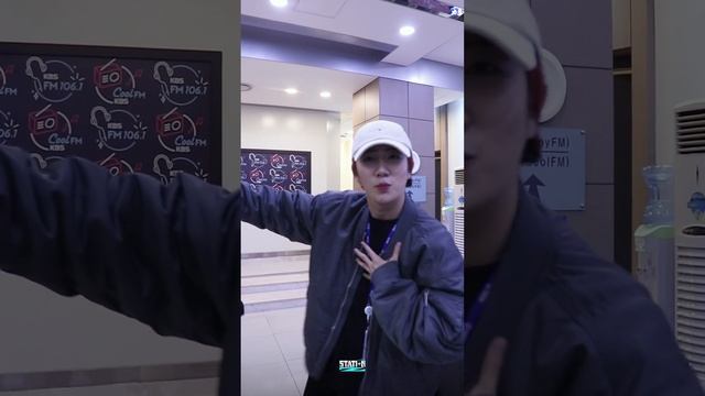 YOU LIKE ME a little bit?? 원진&민희 리틀빗 챌린지? смотреть онлайн