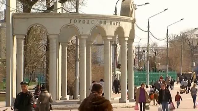 Глава законодательного собрания Энгельсского района Виктор Журик получил грамоту смотреть онлайн