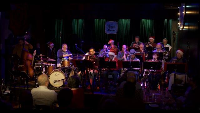 Cascadia Big Band "Angels We Have Heard On High" смотреть онлайн