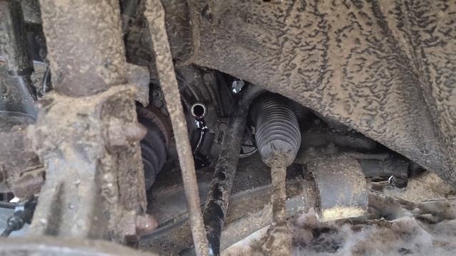 Проверка уровня масла в коробке на Опель Вектра С / Opel Vectra C смотреть онлайн