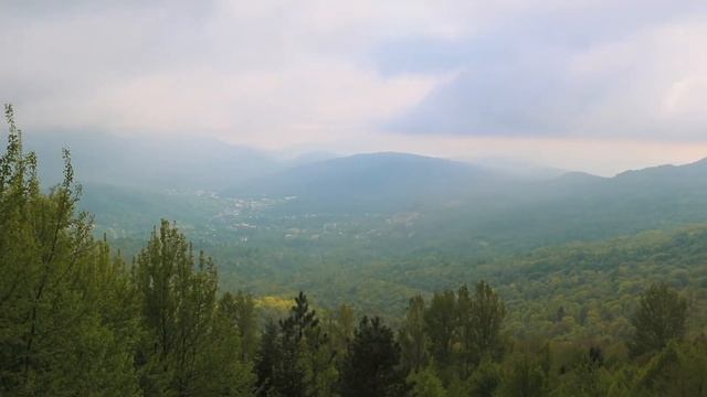 Дорога в Амбролаури смотреть онлайн
