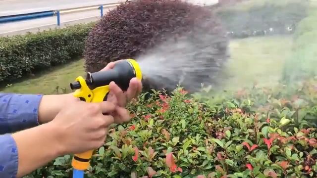 Комплект для полива с насадкой