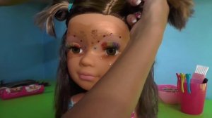 Видео для девочек. Как сделать прическу и косички Кукле