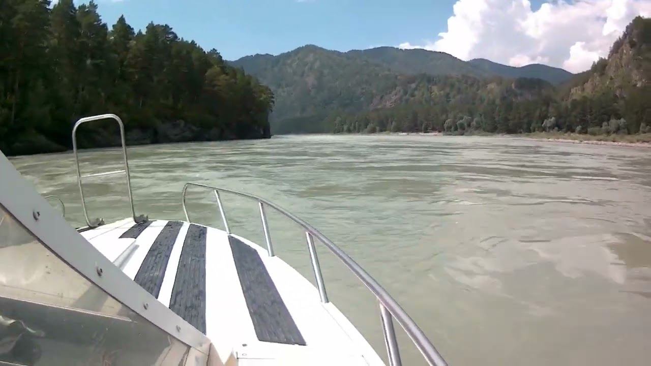 Моторная Лодка на горной реке. Река катунь. Пороги.Едем на водопад. смотреть онлайн