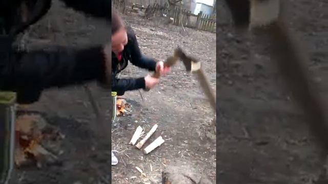 Девочки рубят топором смотреть онлайн