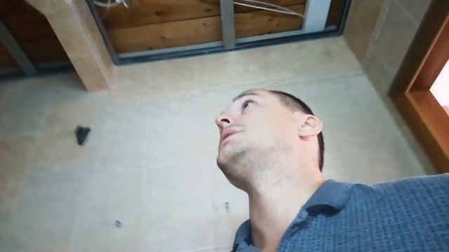Что делать если на потолке в ванной образовалось плесень? Самое простое и надёжное решение! смотреть онлайн