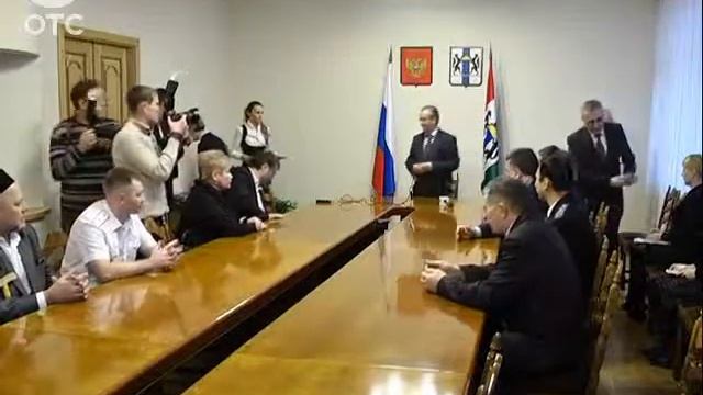 20 новосибирцам вручили медали имени маршала авиации Александра Покрышкина смотреть онлайн