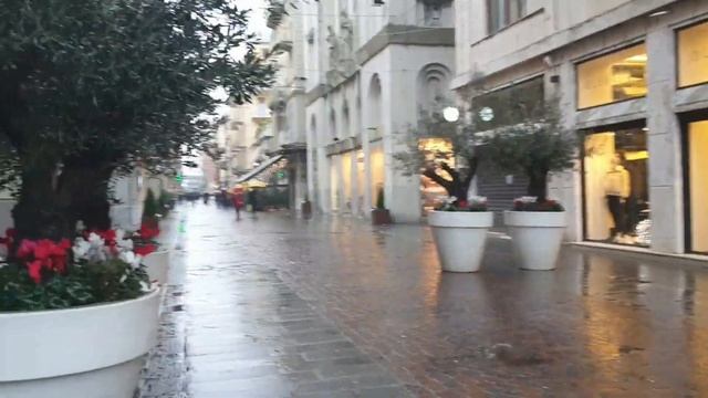 La Spezia. Город Специя. Италия. Порт. Море. Новогоднее путешествие #110# смотреть онлайн