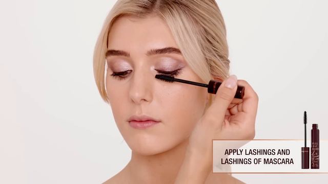 How To Get The Uptown Girl Look With Gorgeous Grey Eyeshadow - 10 Iconic Looks | Charlotte Tilbury смотреть онлайн