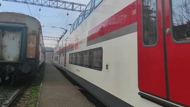 ??GRS-011 следует по станции Зестафони, поезд Тбилиси-Батуми/ Tbilisi-Batumi train, Georgian railwa смотреть онлайн