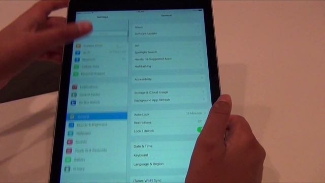 Apple's iPad Air 2 Hands-on Review смотреть онлайн
