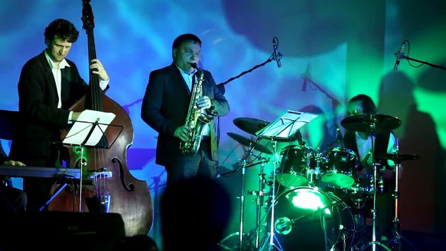 Маленькая зарисовка с концерта джазового ансамбля "A.H.O.S band" смотреть онлайн