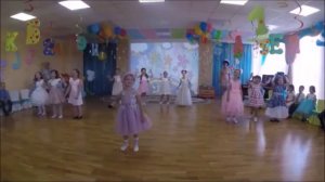 «Мне утром мама заплетёт косички...»