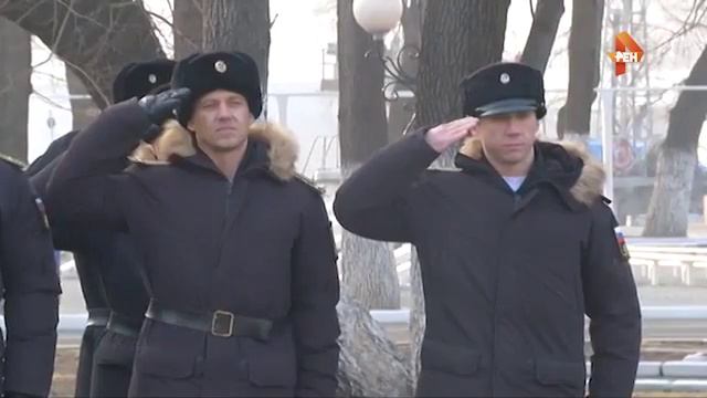 Корабль Адмирал Пантелеев вернулся из дальнего похода во Вла