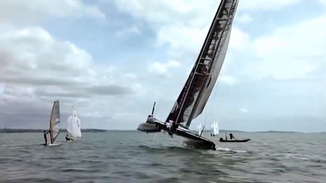 ORACLE Racing: Back on Track смотреть онлайн