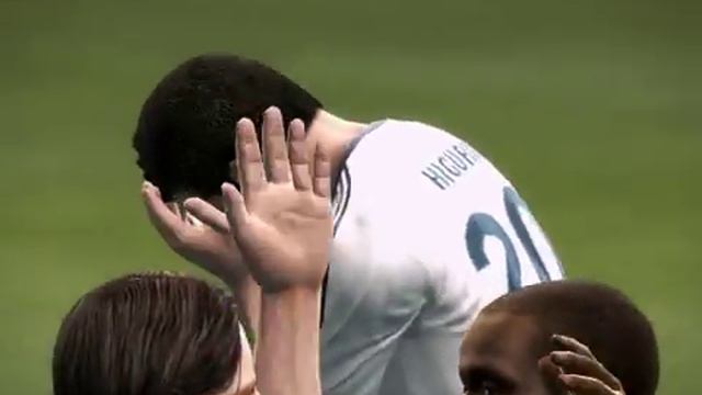Pro Evolution Soccer 2013 - PSG Celebration Champions League (Master League) смотреть онлайн