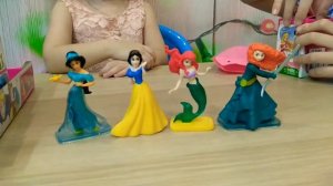 Распаковка сюрпризов Sweet Box Принцессы Диснея. Unboxing. Disney Princess toys.