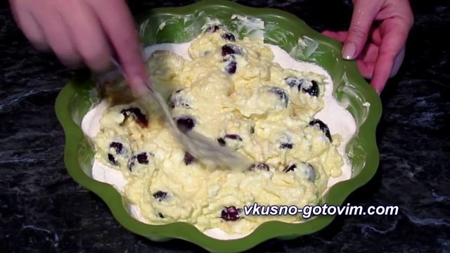 Творожная запеканка с манной крупой и черешней на хрустящем корже | Вкусно готовим смотреть онлайн