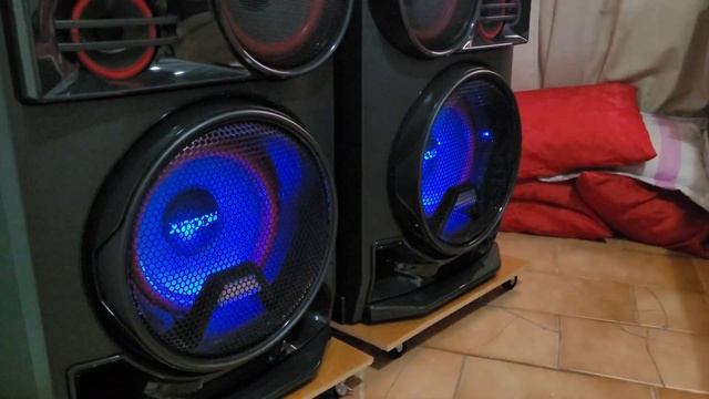 LG CL98 bombando nos graves satisfação total!!!! смотреть онлайн