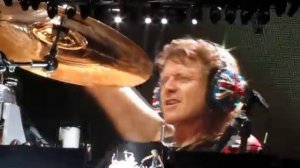 Def Leppard- Rick Allen drum solo