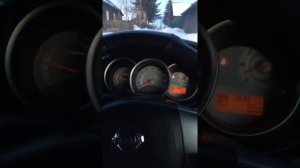Nissan tiida  машина глохнет через пару метров ,