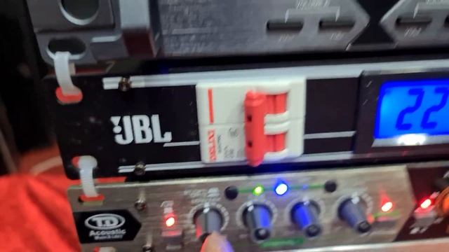 Bộ hát 34.2tr. Loa JBL JRX 115. Gửi bác Giang ở Gia Lâm. Hà Nội. Đt 0936.583.140 смотреть онлайн