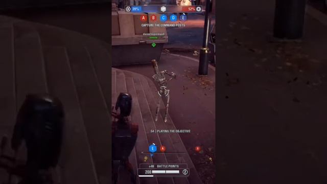 Two B1 Battle Droids Have an Off-Brand, Low-Budget Lightsaber Fight смотреть онлайн