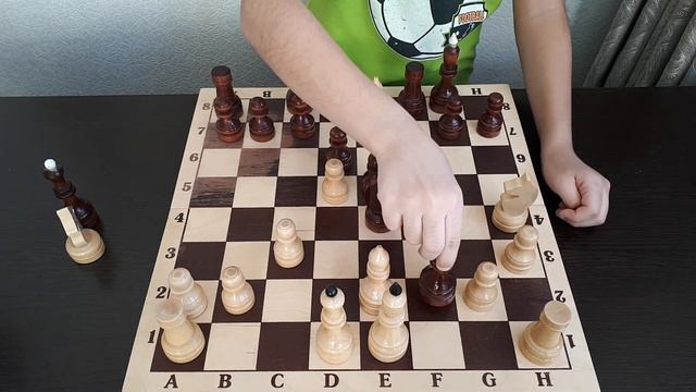 Шахматы. Задача. Атака на поле f2. Ход черных,мат в 3 хода. Обучение шахматам. смотреть онлайн