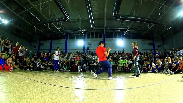 1/8. Уливанов Виталий, Кожемяко Стася, Карелина Валерия. смотреть онлайн