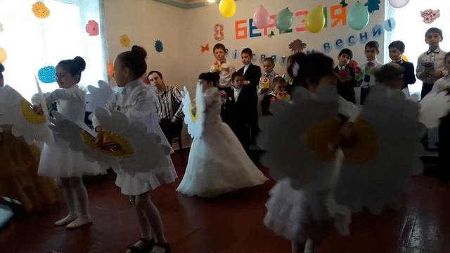 8 Марта 1- класс 2018год смотреть онлайн