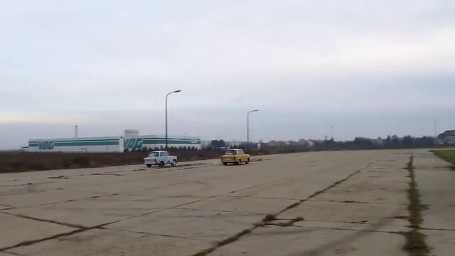 Trabant vs Trabant смотреть онлайн