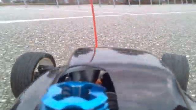 Verbrenner mit Onboard Kamera 1:8 Carson смотреть онлайн