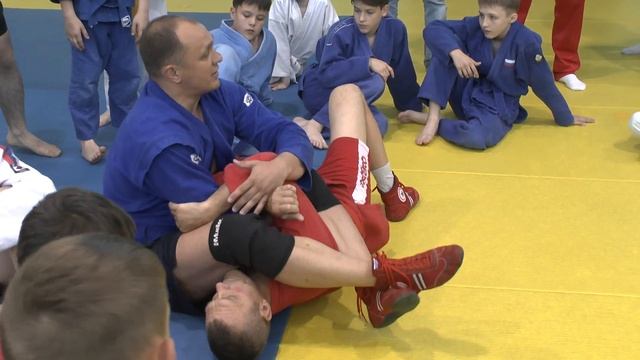Семинар самбо в Таганроге с Рустемом Аликовым, академия самбо Ильи Ципурского смотреть онлайн