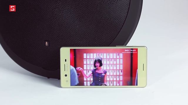Schannel - Mở hộp Loa Harman Kardon Onyx Studio 2: Thiết kế đẹp "không rời mắt" смотреть онлайн