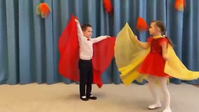 "Песня об огоньке", слова и музыка Ирины Автайкиной смотреть онлайн